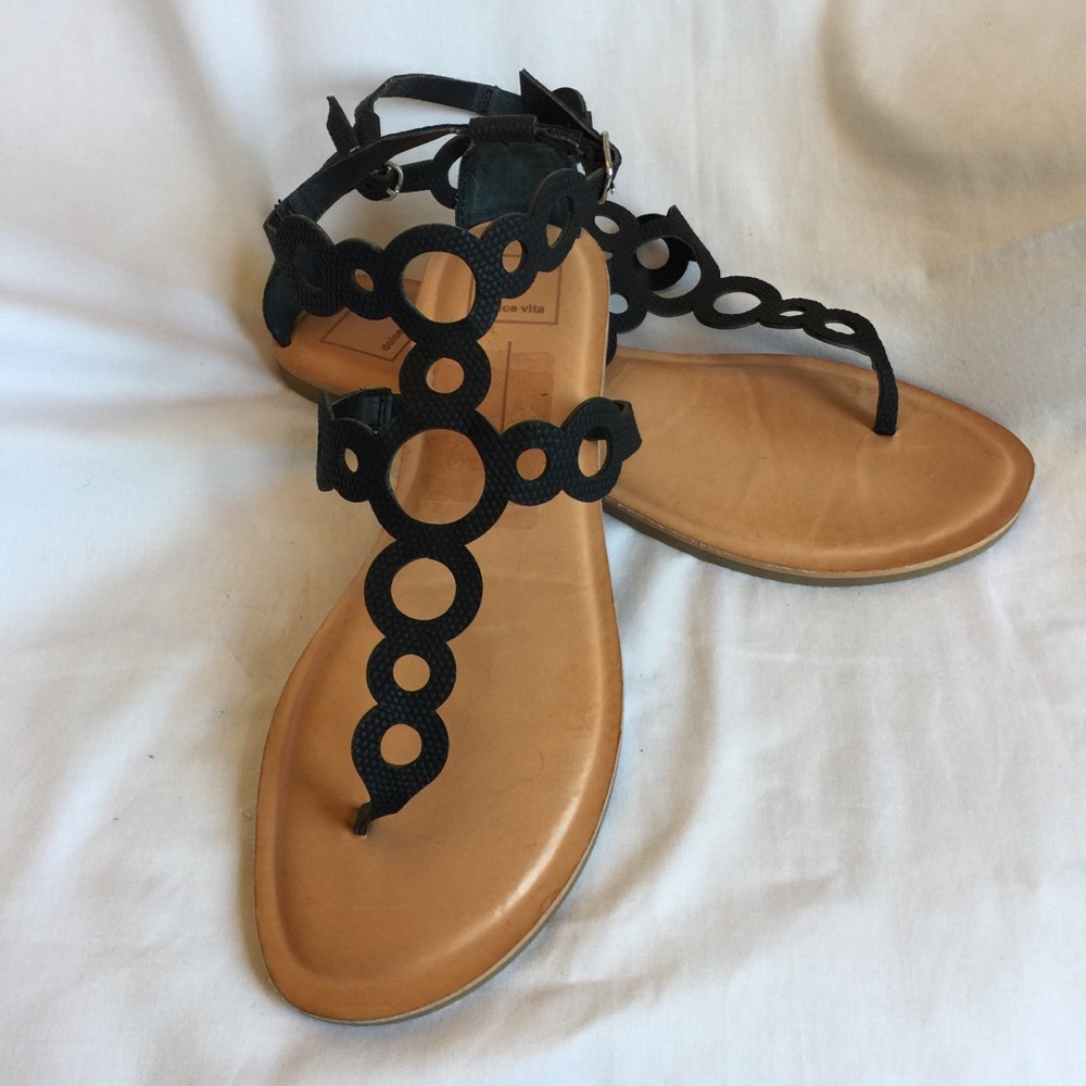 Dolce Vita Black Cutout Thong - size 9.5 remains - Picture 3 of 6
